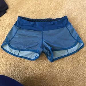 Lululemon speed shorts 2.5 inseam